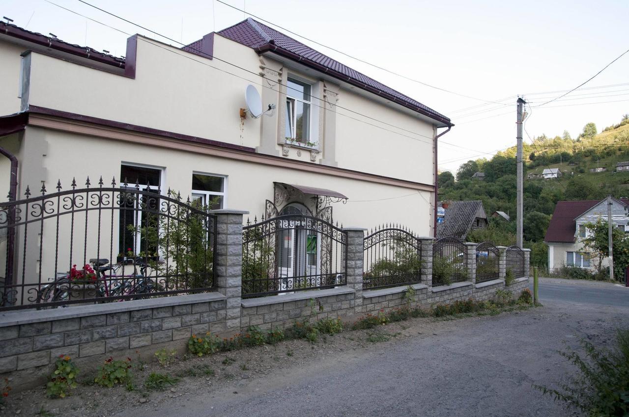 Prezident Hotel Dilove Bagian luar foto