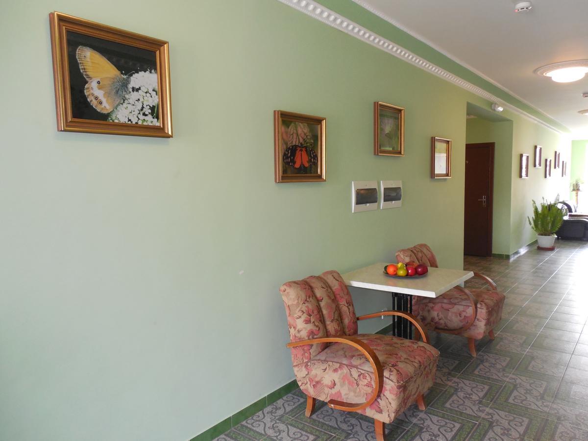 Prezident Hotel Dilove Bagian luar foto